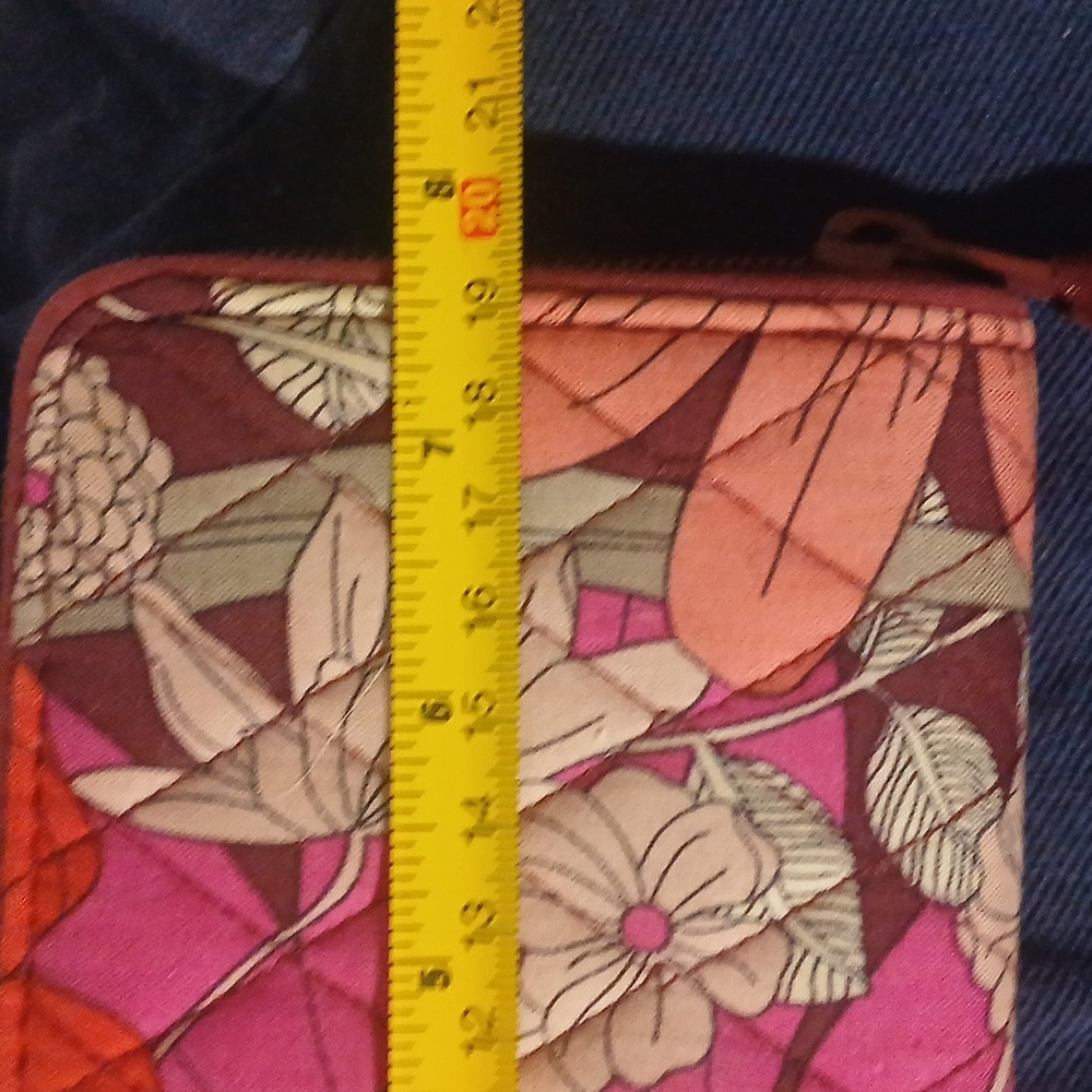 Vera Bradley Wallet In Bohemian Blooms Fabric